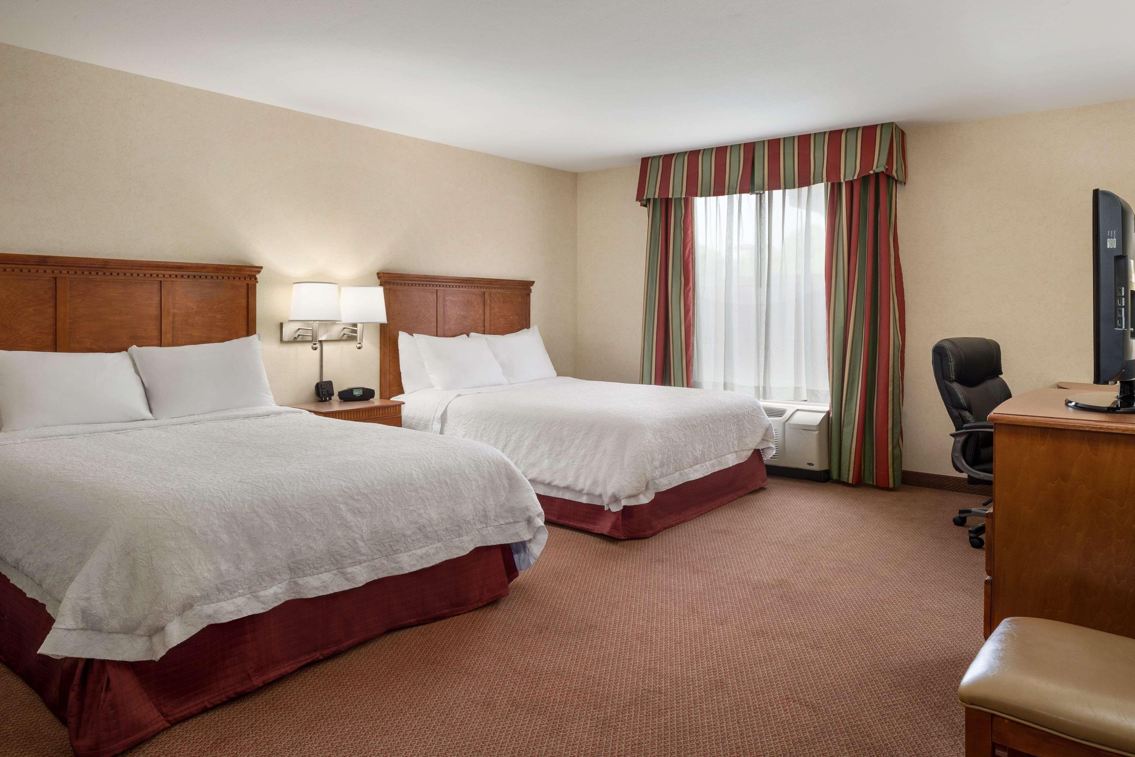 Hampton Inn Belle Vernon Zewnętrze zdjęcie