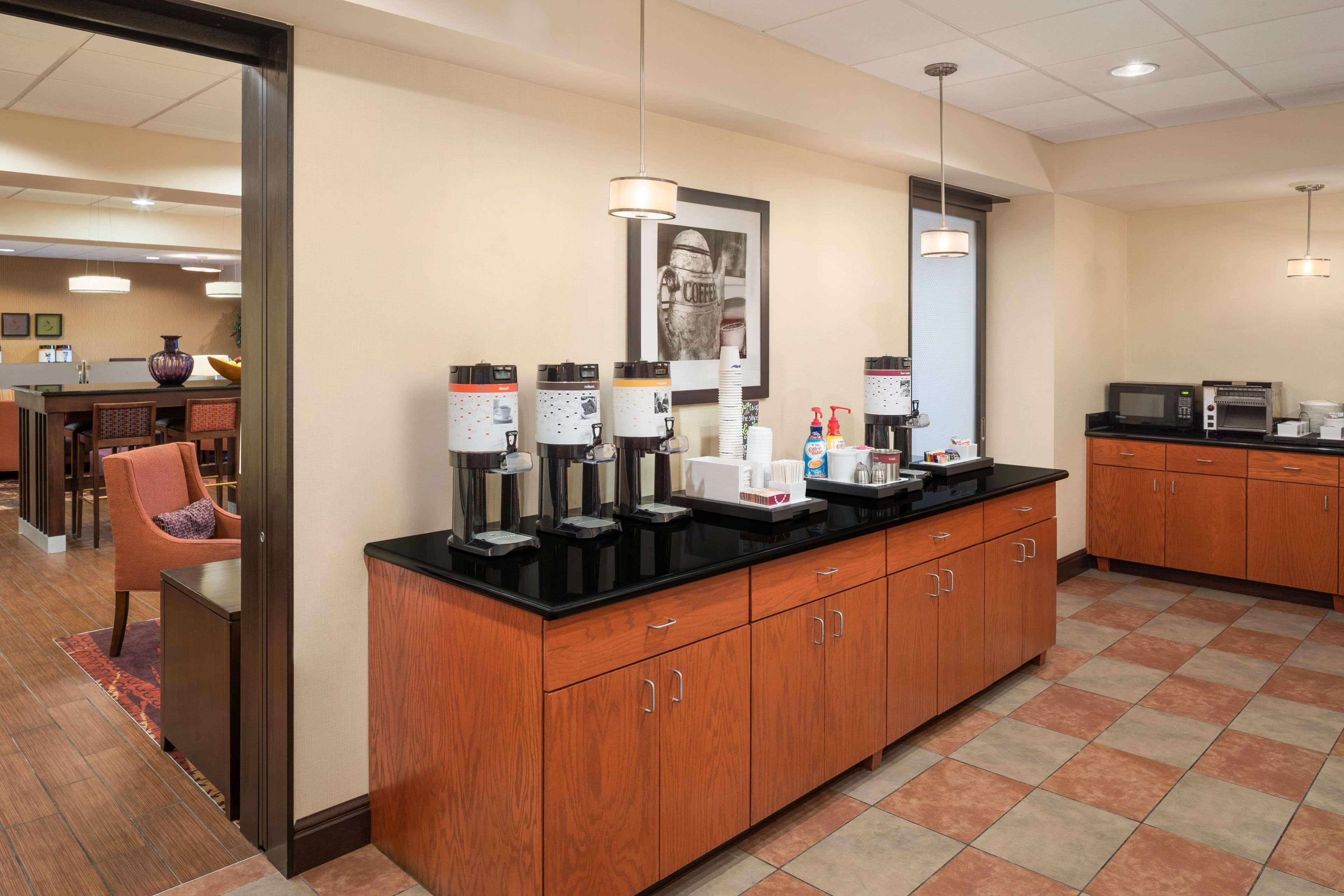 Hampton Inn Belle Vernon Zewnętrze zdjęcie