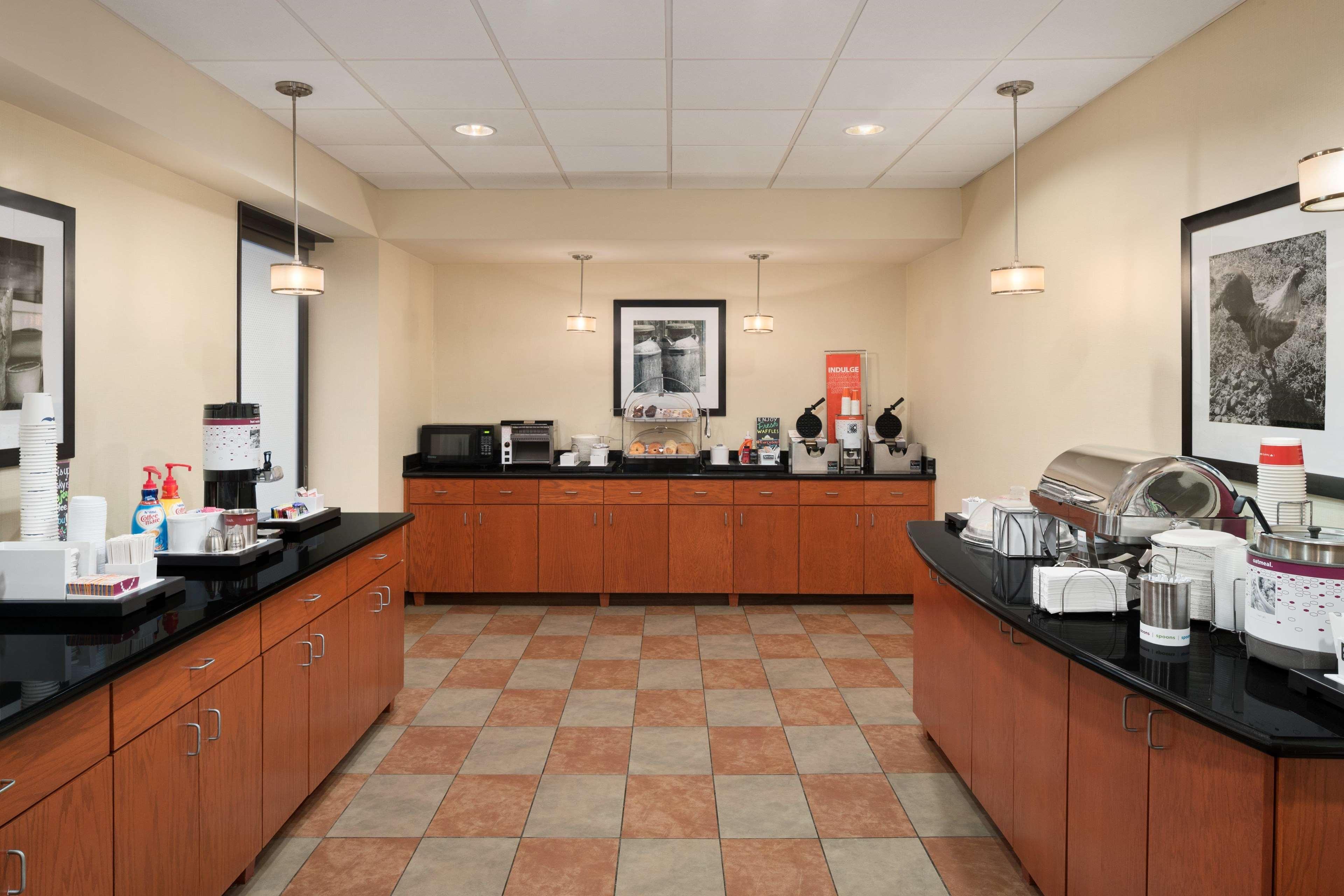 Hampton Inn Belle Vernon Zewnętrze zdjęcie