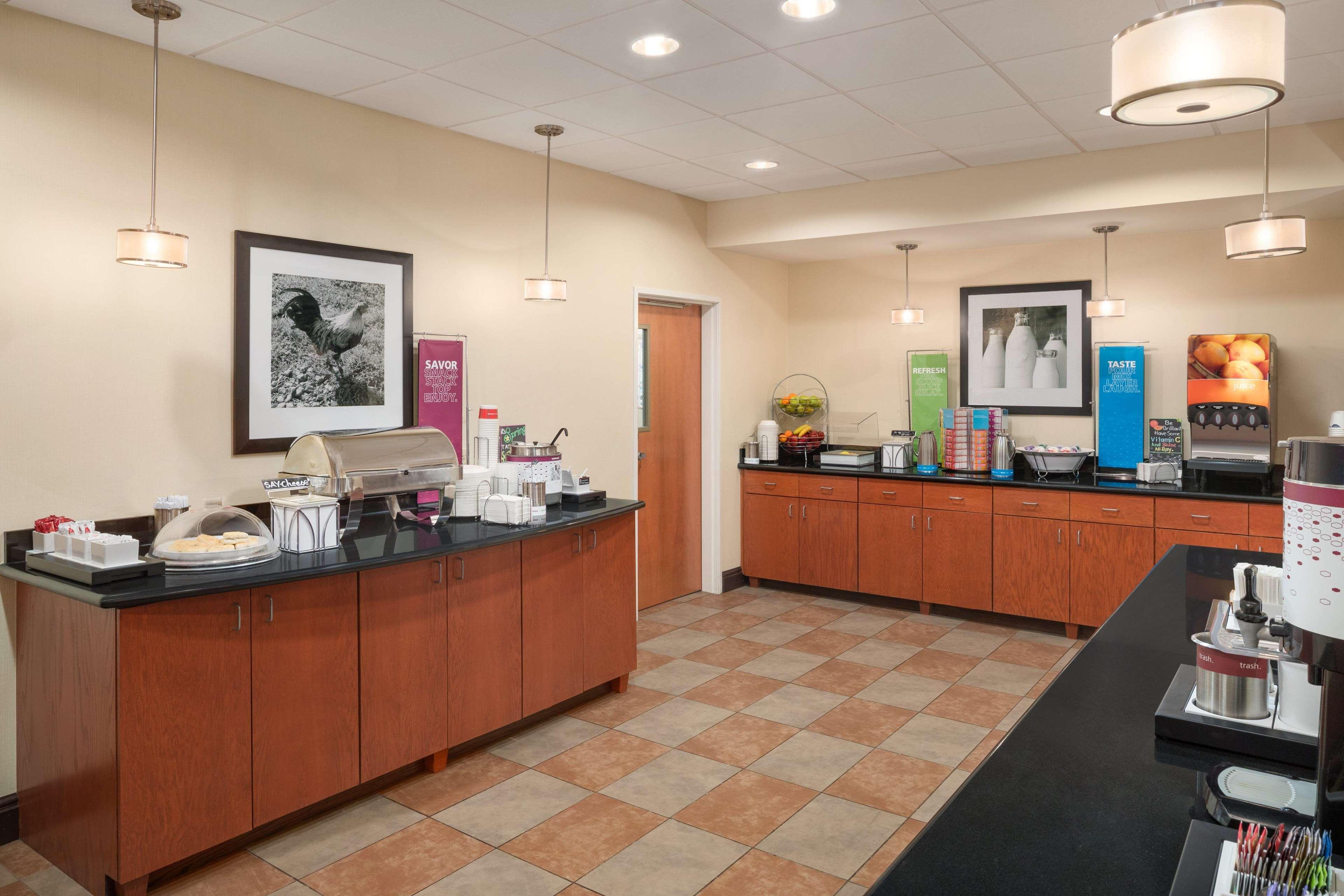 Hampton Inn Belle Vernon Zewnętrze zdjęcie