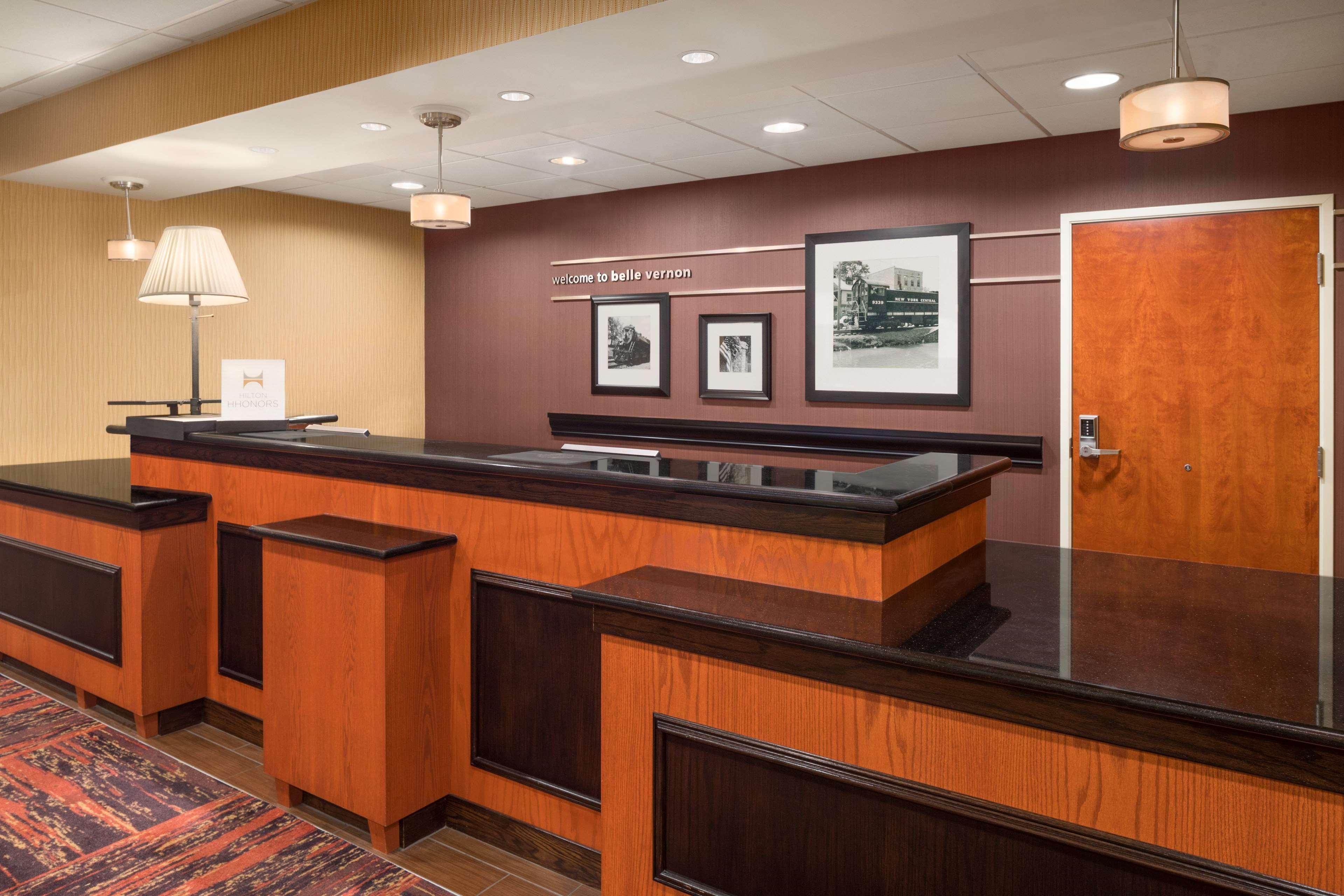 Hampton Inn Belle Vernon Zewnętrze zdjęcie