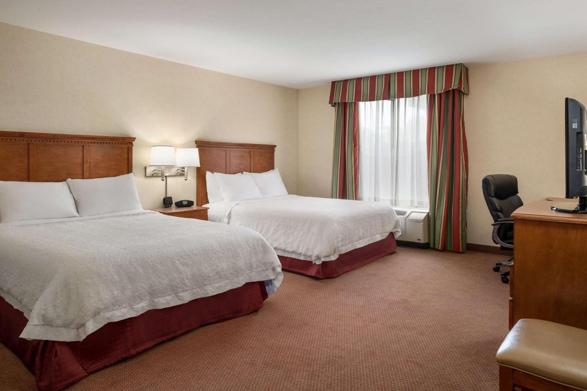 Hampton Inn Belle Vernon Zewnętrze zdjęcie