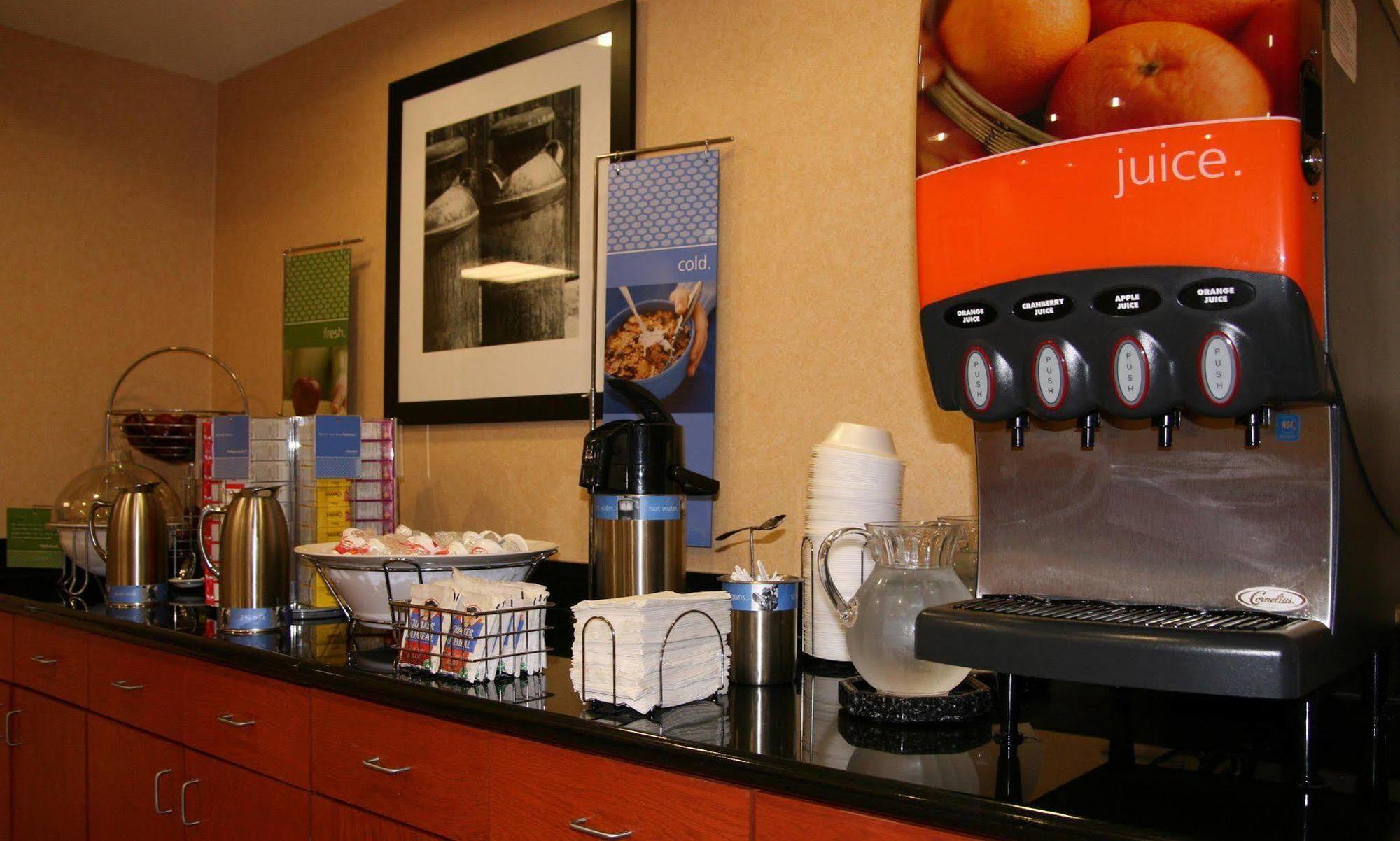 Hampton Inn Belle Vernon Zewnętrze zdjęcie